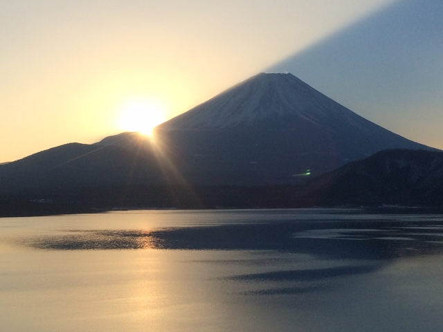 富士山の朝日